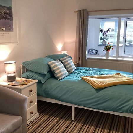 Bluebirds Villa Padstow Bagian luar foto